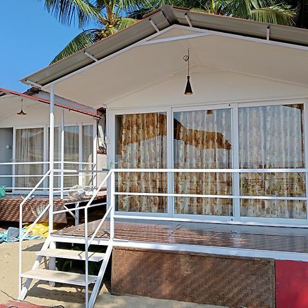 Riya Cottages And Beach Huts Агонда Экстерьер фото